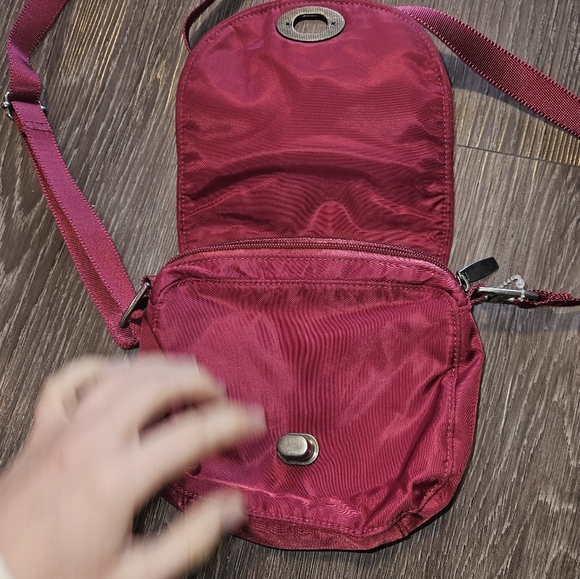 Baggalini pink cross body purse bag - Picture 7 of 9